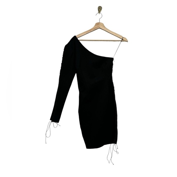 NWOT REVOLVE BY THE WAY. Alexandra One Shoulder Dress Black XS - Picture 5 of 11